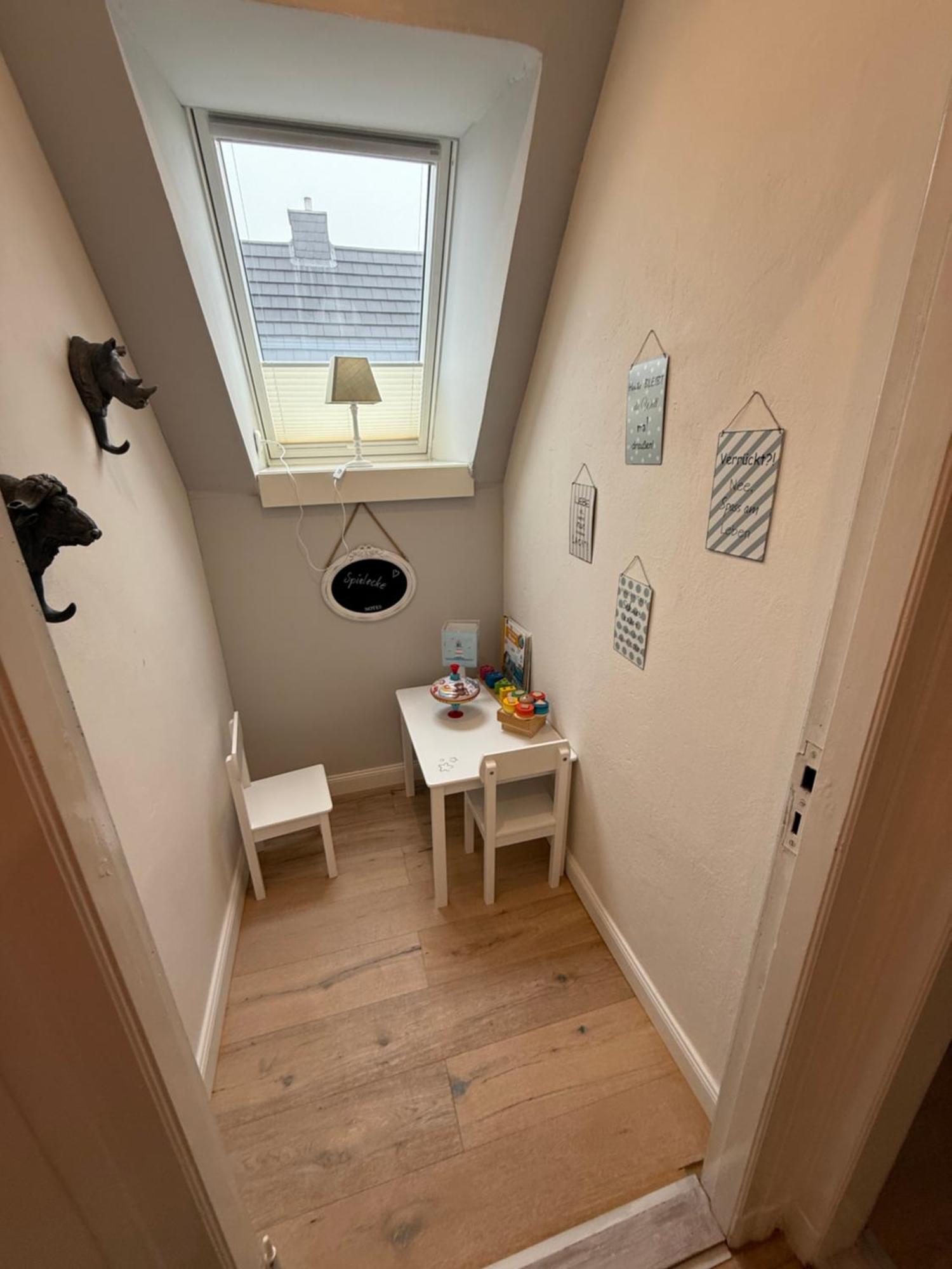 Ferienwohnung „Opa'S Tohuus“Mit Fahrraedern, Husum Husum  Exterior photo